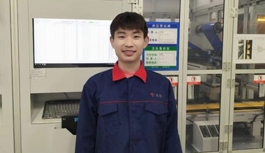 单宝鑫：坚持不断创新，争做南宫NG28工匠